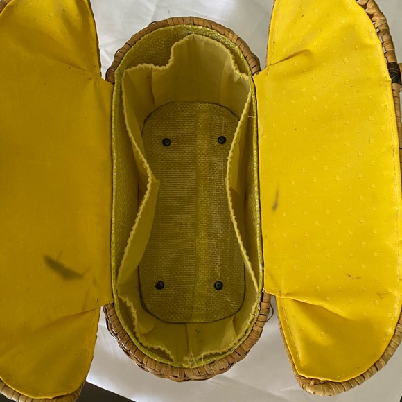 Vintage Woven WICKER BASKET BAG Box Purse w/ Woven Handle - Picture 13 of 13